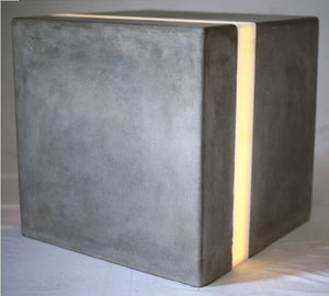 Side Table Concrete Corian side view