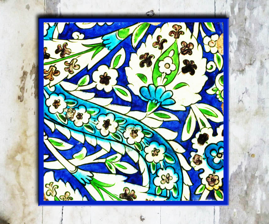 Hand painted TILE-020