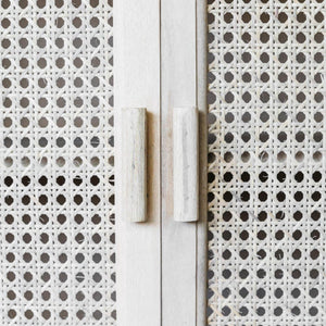 close up of rattan door hinge