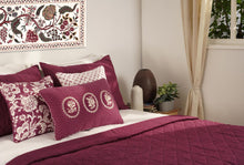 Load image into Gallery viewer, PLUM cotton quilted bedspread with check pattern, Sizes available