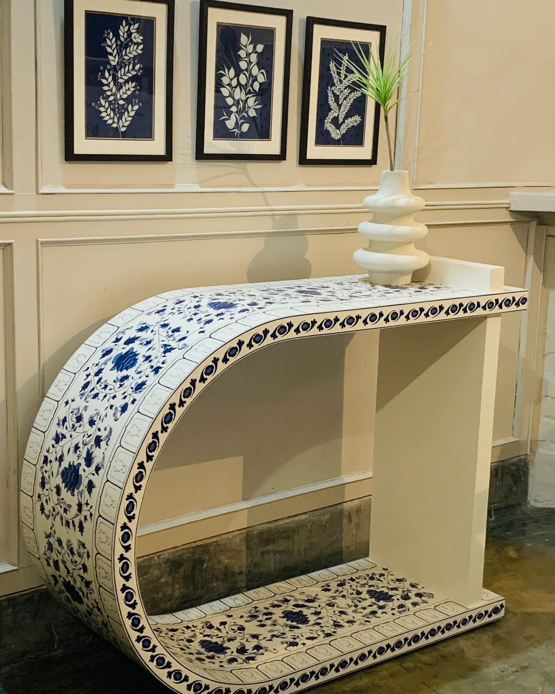 blue/white pottery design inspired modern entryway console