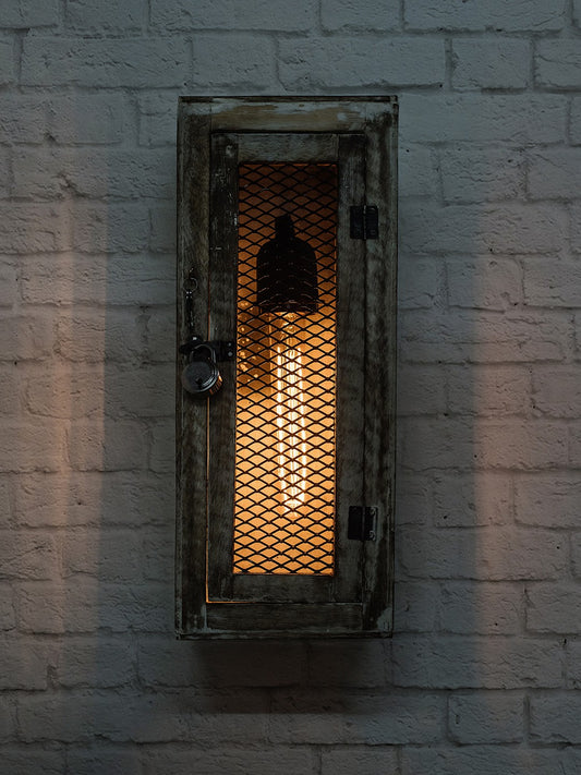 Rustic Wood Lantern Lattice Wall Light