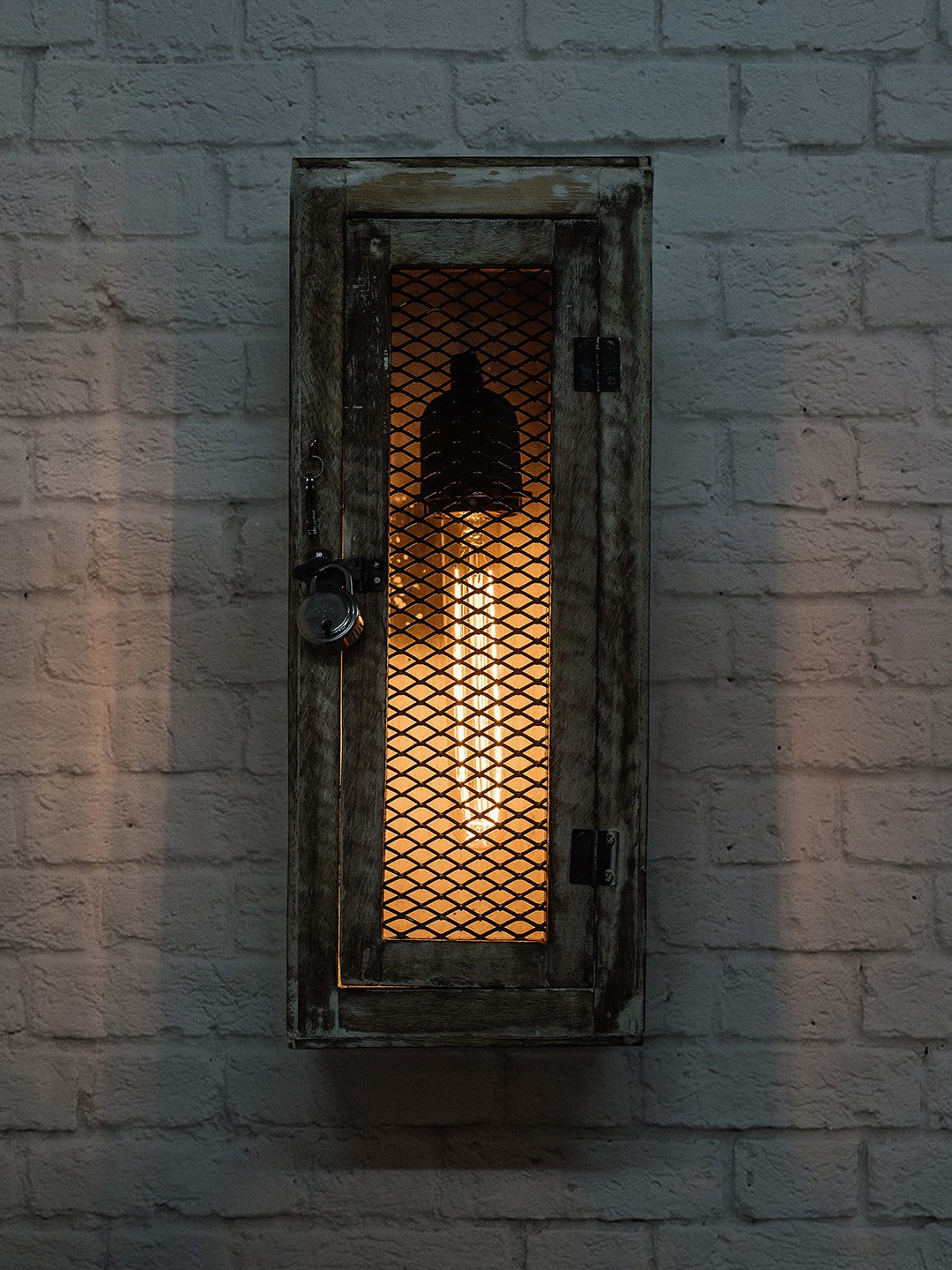 Rustic Wood Lantern Lattice Wall Light