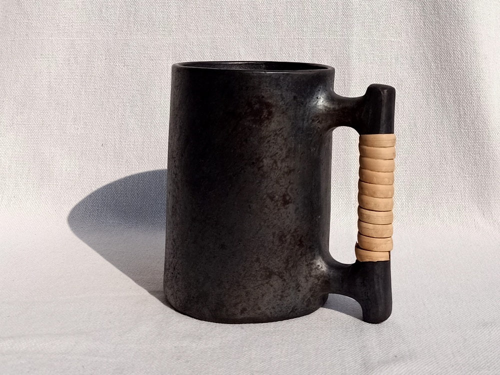 Longpi Black Pottery Beer Mug Large