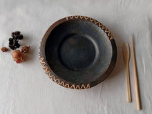 Load image into Gallery viewer, Longpi Black Pottery Serving Platter Round